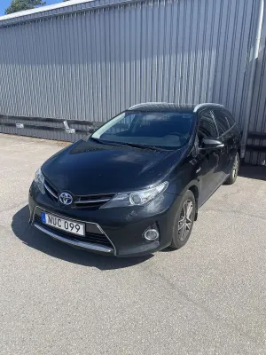 Toyota Auris 2015